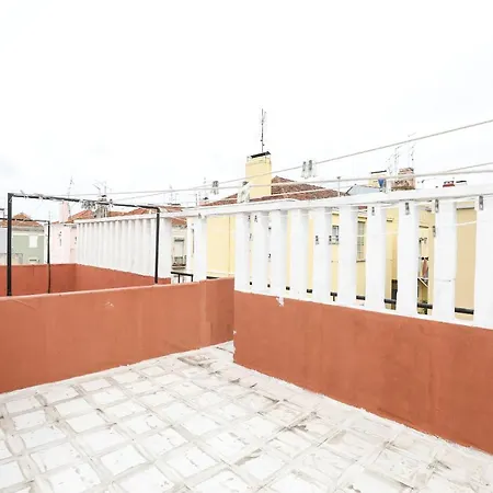 Pensionat Nova Casa Colorida Perto De Belem *